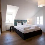 Otel Schwarzwalder Hof Freiburg im Breisgau