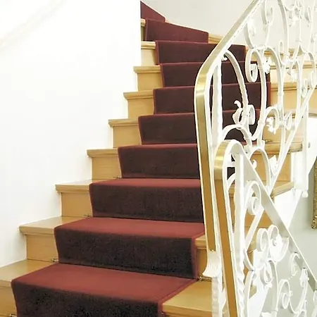 Schwarzwalder Hof 3*