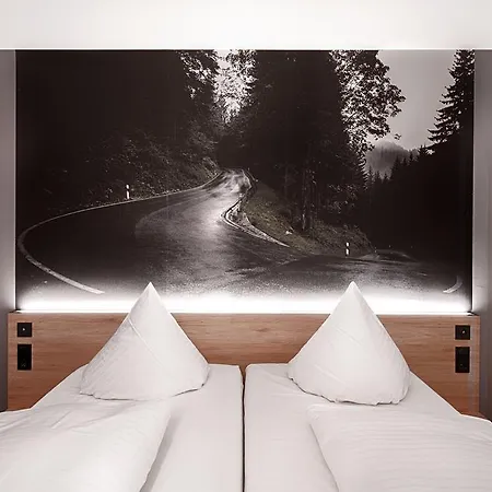 Schwarzwaelder Hof Hotel